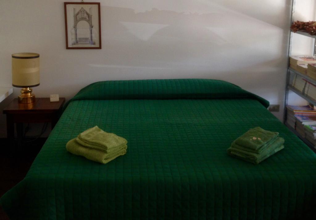 Bed & Breakfast San Lazzaro Room San Lazzaro di Savena Eksteriør billede